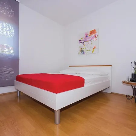 Two-bedroom In * Vodice