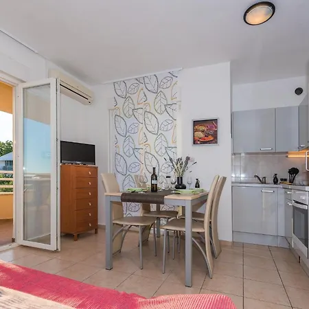 Two-bedroom In * Vodice